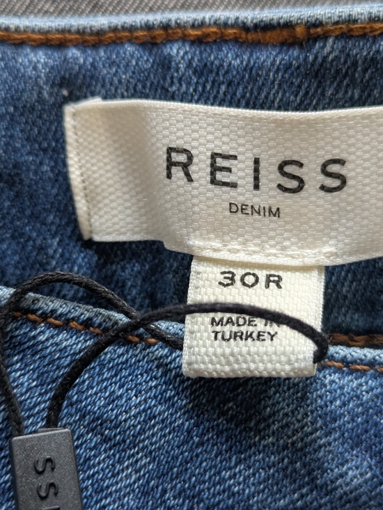 NWT Reiss Mid Rise Wide-Leg High-Rise W/ Front Patch Pockets & Pintuck Seam- 30R - Picture 3 of 8